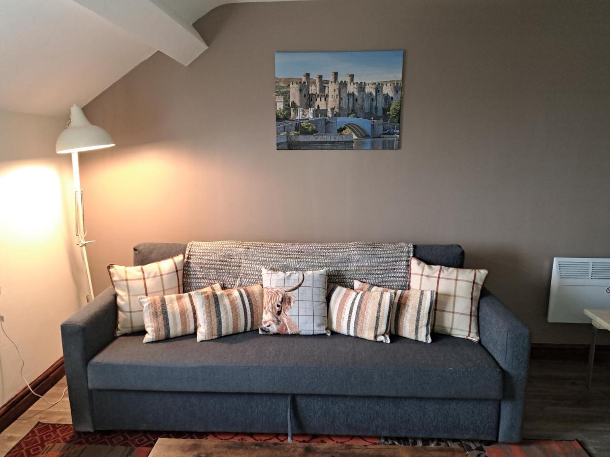 Lion Hotel & Studio Apartments Criccieth Exterior foto