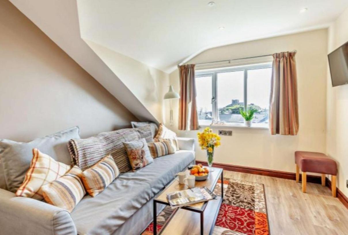Lion Hotel & Studio Apartments Criccieth Exterior foto