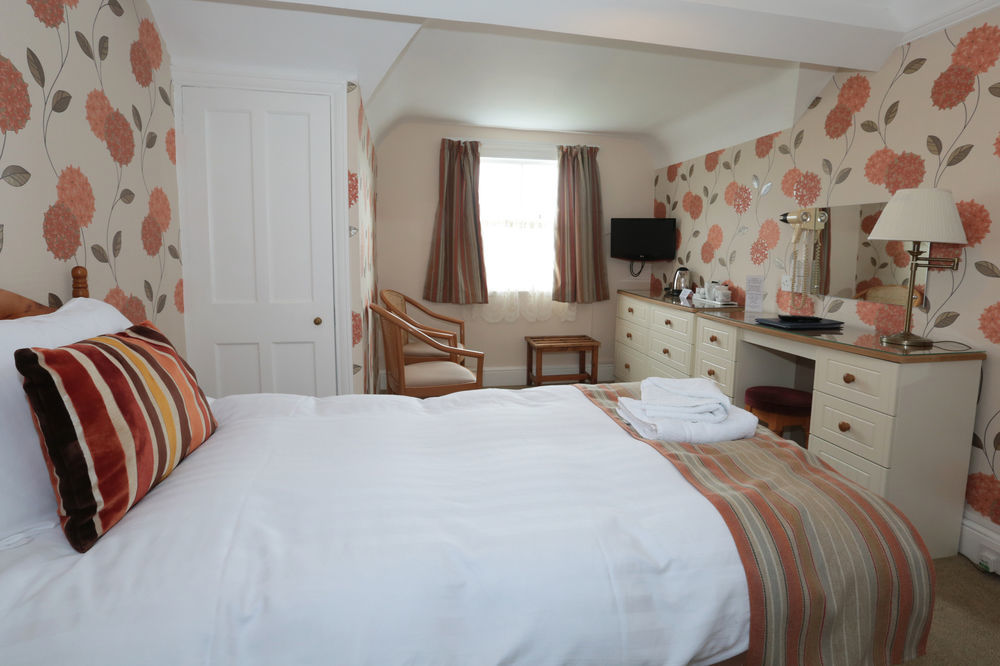 Lion Hotel & Studio Apartments Criccieth Exterior foto