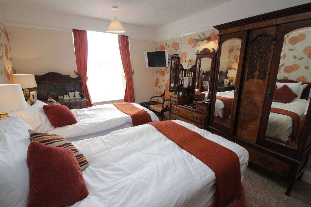 Lion Hotel & Studio Apartments Criccieth Exterior foto