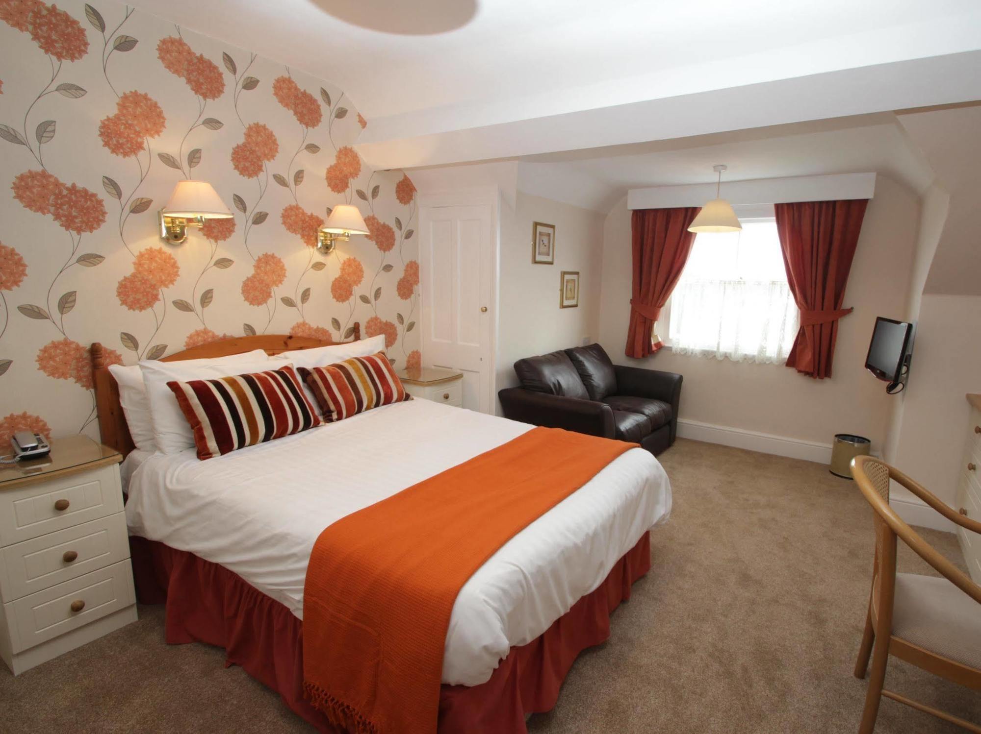 Lion Hotel & Studio Apartments Criccieth Exterior foto